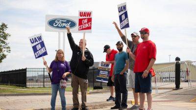 Shawn Fain - Mark Reuss - Uaw Strike - UAW Strike Expansion Seems Inevitable as Automakers Begin Layoffs - thedrive.com - city Detroit