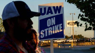 Shawn Fain - Ford - UAW, Ford End Strike After Tentative Deal Gives Workers 25% Raises - thedrive.com - city Detroit