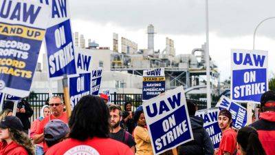 Shawn Fain - Stellantis - Ford - UAW escalates GM strike following tentative deals with Stellantis and Ford - autoblog.com - state Tennessee - Mexico - state Michigan - state Texas - county Hill - city Detroit - county Ford - state Missouri - city Cadillac - Stellantis