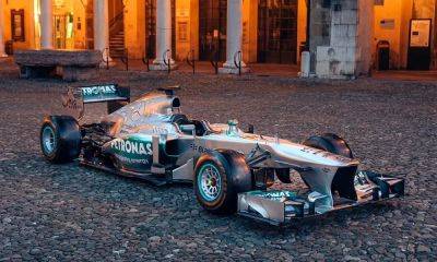 Michael Schumacher - Sebastian Vettel - Lewis Hamilton’s 2013 Mercedes F1 Car Smashes Auction Record - carmag.co.za - city Las Vegas - Hungary - South Africa