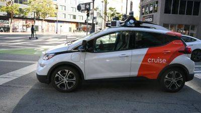 GM's Cruise plans small relaunch of driverless robotaxis