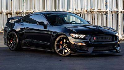 Ford - The Ford Mustang GT350R Is As Special As Modern Ponies Get - motor1.com