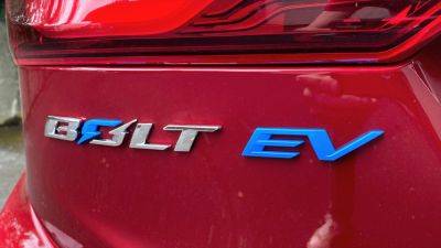 Report: Next-gen Chevy Bolt EV might be made at Kansas plant - greencarreports.com - state Kansas - city Cadillac