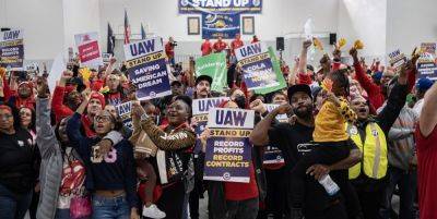 Shawn Fain - UAW Ratifies New Contracts, with New-Car Prices Predicted to Rise - caranddriver.com - Usa
