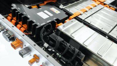 Australian company to open electric-vehicle battery factory in the US