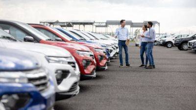 US dealers jump-start holiday sales with better incentives