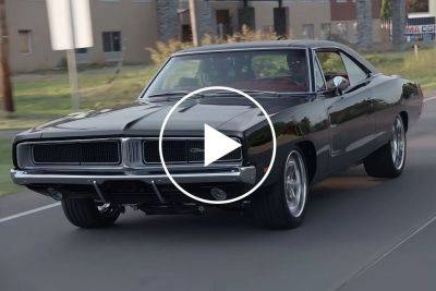 1969 Dodge Charger With Hellcat V8 Is The Perfect Mopar Build - carbuzz.com - state Indiana - state Alabama - city Detroit