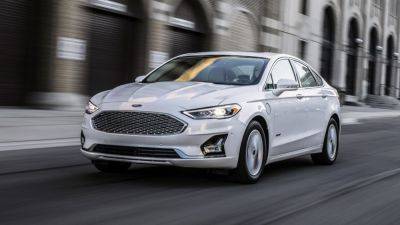 Ford Fiesta, Fusion, Lincoln MKZ recalled over doors that can open while driving