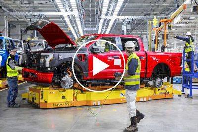 Ford - WATCH: How Ford F-150 Lightning Is Made At Rouge Electric Vehicle Center - carbuzz.com - Usa - state Michigan - county Dearborn