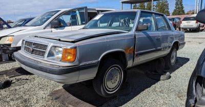 Junkyard Find: 1986 Dodge Aries SE Four-Door Sedan - thetruthaboutcars.com - Usa - Japan - state California - city Detroit