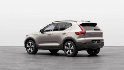 Lights Out? Volvo XC40 Recalled For Possible Phantom Turn Signal Failure - carscoops.com - Usa - Sweden