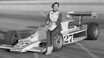 Janet Guthrie's full-throttle life honored by NASCAR Hall of Fame