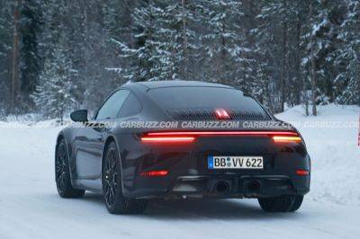 992.2 Porsche 911 Facelift Spied With Minimal Camouflage