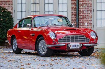 Modified Aston Martin DB6 Will Sell For Big Bucks At Auction - carbuzz.com - Britain - city London