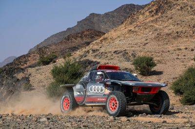 Dakar 2024: Sainz Leads After First Two Stages - carmag.co.za - Finland - Saudi Arabia - city Dakar - Bahrain