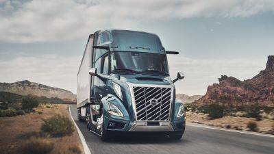 All-new Volvo VNL Class 8 tractor loads up on car-like features - autoblog.com