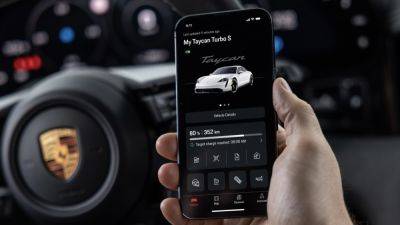 Porsche deepens integration of Apple CarPlay with the My Porsche App