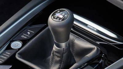 BMW shifts stance on manual transmissions