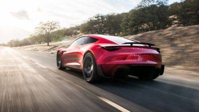 Elon Musk - Tesla aims to ship new Roadster next year, Musk says - autoblog.com