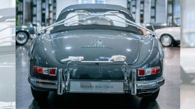 Fancy a Ski Trip in Your Million-Dollar 300 SL? Mercedes Has a Ski Rack for You - thedrive.com - Germany