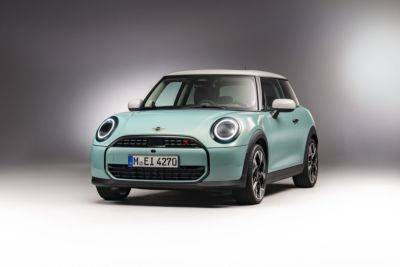 2025 MINI Cooper Lands With Combustion Power And Up To 201 HP