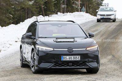 High-Performance Volkswagen ID.7 GTX Spied Ahead Of Tomorrow's Debut - carbuzz.com - Usa - Volkswagen