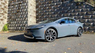Will Toyota Prius Prime gain EV route planning smarts? - greencarreports.com