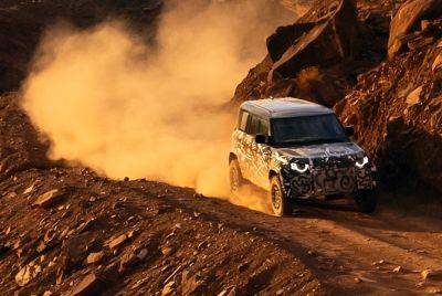 Twin-turbo V8 Land Rover Defender OCTA will be the ‘toughest’ yet - carmagazine.co.uk