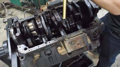 Video Shows How to Kill Ford's Legendary 5.8-Liter Windsor V-8 Engine - motor1.com