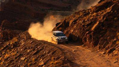 High-performance Land Rover Defender Octa set for BMW V8 power
