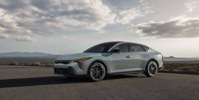 2025 Kia K4 Is Bigger Than the Forte but Loses the Stick