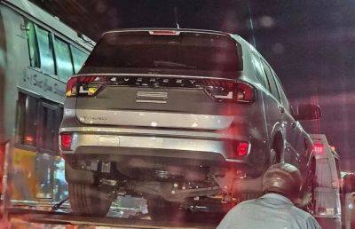 Ford Endeavour - New-gen Ford Everest (Endeavour) Spotted Undisguised In India. Launch Soon? - cardekho.com - India - county Ada