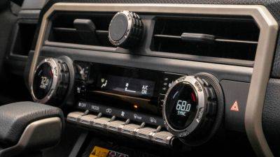 The 2025 Toyota 4Runner Has Tons of Buttons Inside. That’s on Purpose - thedrive.com - state Michigan