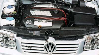 Time Forgot Volkswagen's Bizarre VR-5 Engine - motor1.com - China - Germany
