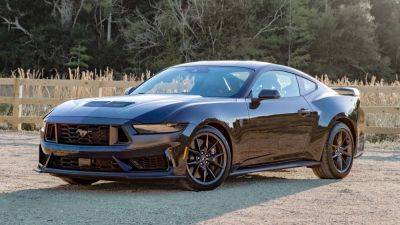 We're Driving the Ford Mustang Dark Horse. Ask Us Anything - motor1.com - county Ford