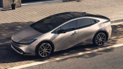 Toyota Recalls New Prius Over Rear Doors That Could Open While Driving - motor1.com - Usa - Japan - Canada