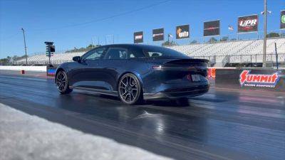 Watch This Lucid Air Sapphire Hit 60 MPH in 1.7 seconds - motor1.com - state Florida - county Park