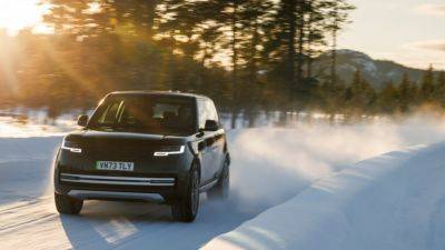 Land Rover Range Rover Electric prototypes endure winter testing - autoblog.com - Sweden
