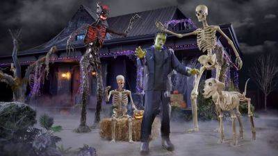 Believe it or not, the 12-foot tall Home Depot Halloween skeleton is already on sale - autoblog.com