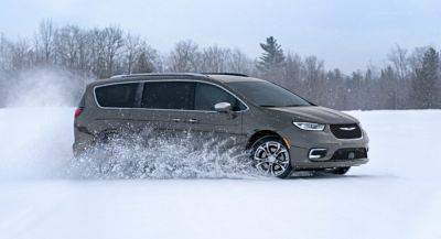 Chrysler Just Can’t Stop Recalling The Pacifica And Voyager; This Time It’s Over Traction Control - carscoops.com - Usa