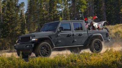 Jeep celebrates eclipse day with 2024 Gladiator NightHawk - autoblog.com - Canada - county White