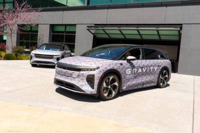 Lucid Gravity prototype, Toyota hydrogen plans, California EV sales: Today’s Car News - greencarreports.com - state California