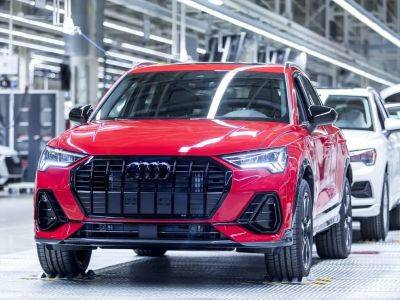 Audi Q3 And Q3 Sportback Gets A Stealthy Looking Bold Edition At Rs 54.65 Lakh - zigwheels.com - India