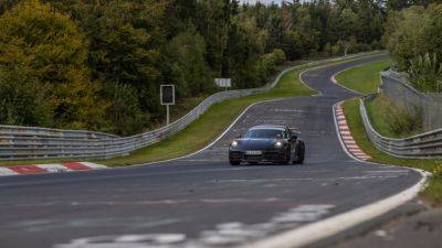 New hybrid-powered Porsche 911 is 8.7 seconds quicker around the 'Ring - autoblog.com