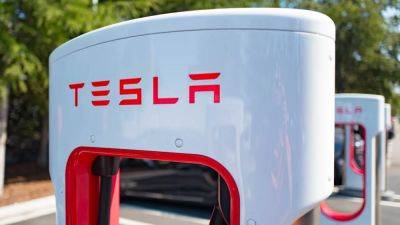 Elon Musk's Tesla hiring back some on Supercharger team he fired weeks ago: report - foxbusiness.com