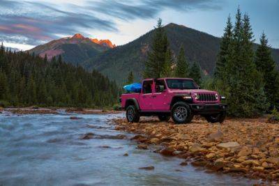 Gladiator Gets Jeep’s Hottest Color For The First Time Ever - carscoops.com