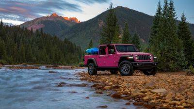 2024 Jeep Gladiator available in Tuscadero Pink - autoblog.com - state Texas