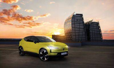 Volvo’s Vibrant Moss Yellow Hue Added to Local EX30 Lineup - carmag.co.za - Sweden - South Africa